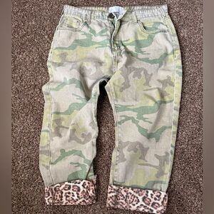 One Teaspoon Camo Crop Jeans with Leopard Print Cuff- size 26, like new